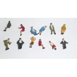 Lot de 12 personnages assis HO