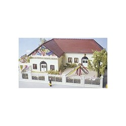 MKD 603- Le village - Maquette d' Ecole Maternelle - HO 1/87